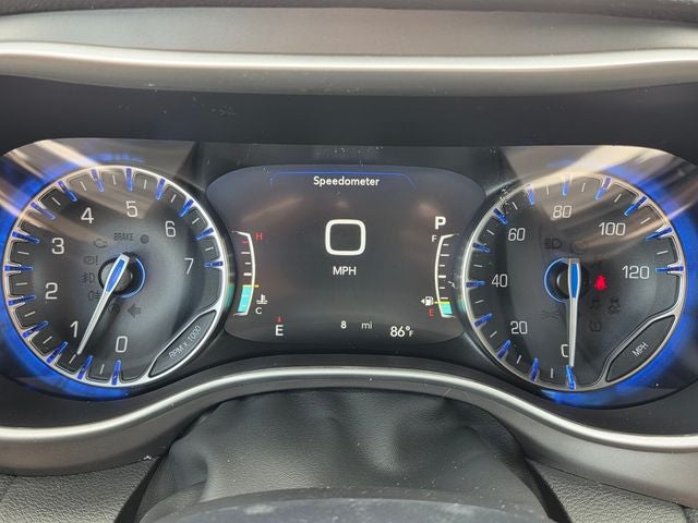 2027 Chrysler Pacifica Select