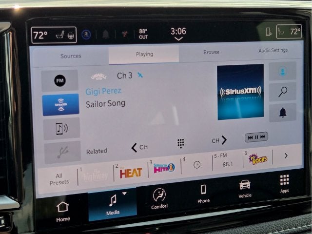 2027 Chrysler Pacifica Select