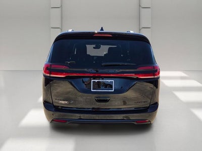 2027 Chrysler Pacifica Limited