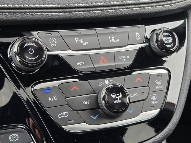 2027 Chrysler Pacifica Limited