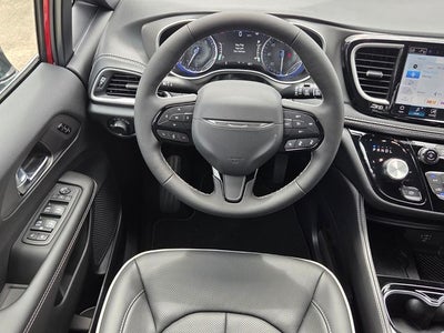 2027 Chrysler Pacifica Limited