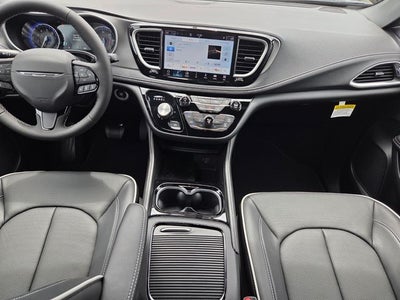 2027 Chrysler Pacifica Limited