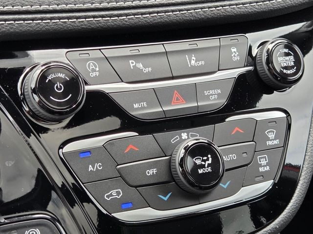 2027 Chrysler Pacifica Limited