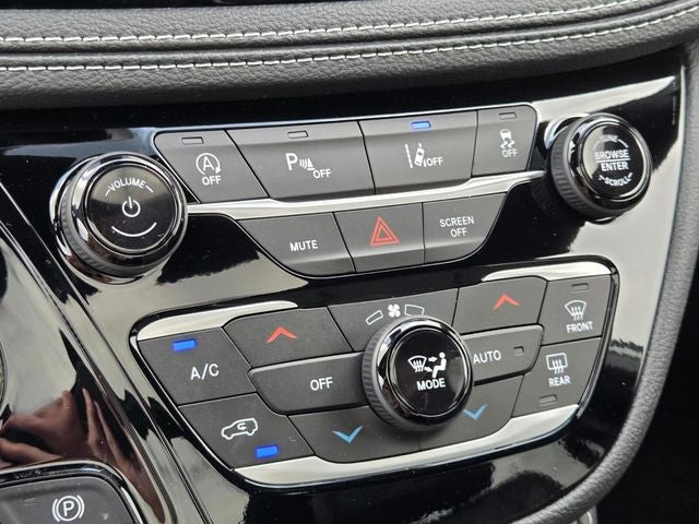 2027 Chrysler Pacifica Limited