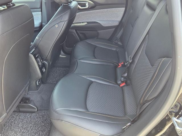 2026 Jeep Compass Base