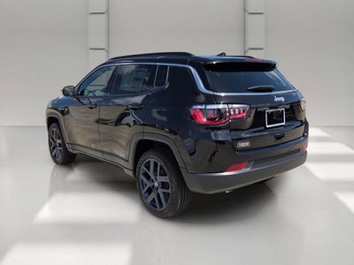 2026 Jeep Compass Base