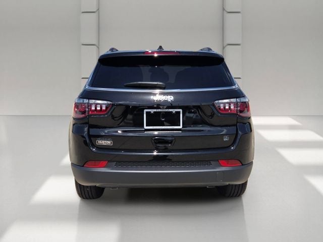 2026 Jeep Compass Base