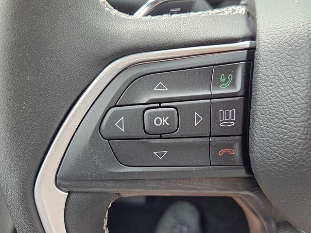 2026 Jeep Grand Cherokee Laredo 4x4