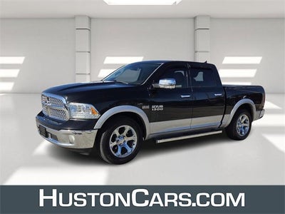 2017 RAM 1500 Laramie 4x2 Crew Cab 5'7" Box