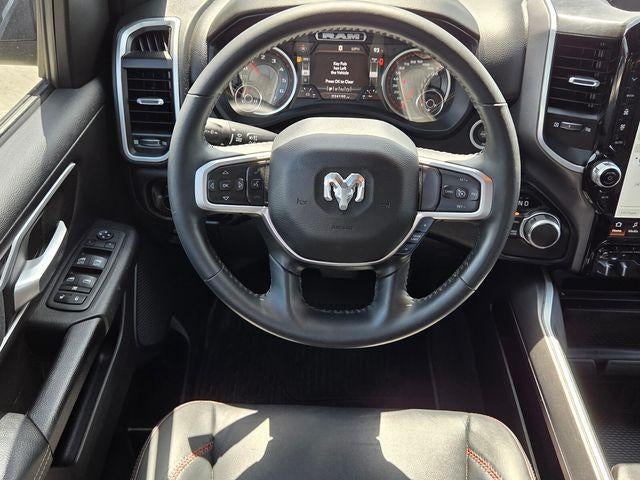 2022 RAM 1500 Big Horn 4x4 Crew Cab 5'7" Box