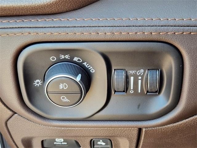 2026 RAM 1500 Limited 4x4 Crew Cab 5'7" Box