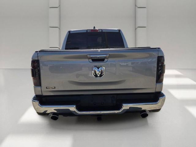 2022 RAM 1500 Laramie 4x4 Crew Cab 5'7" Box
