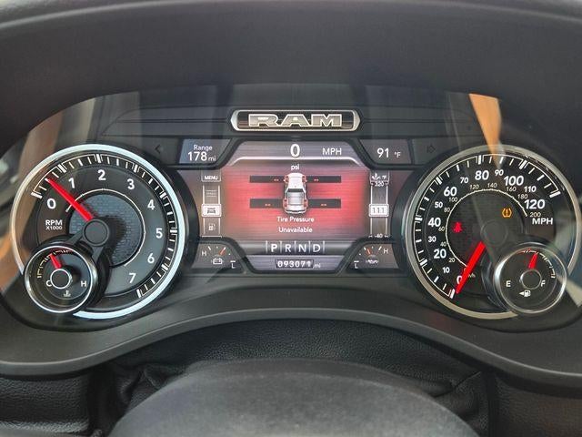 2019 RAM 1500 Laramie 4x4 Crew Cab 5'7" Box
