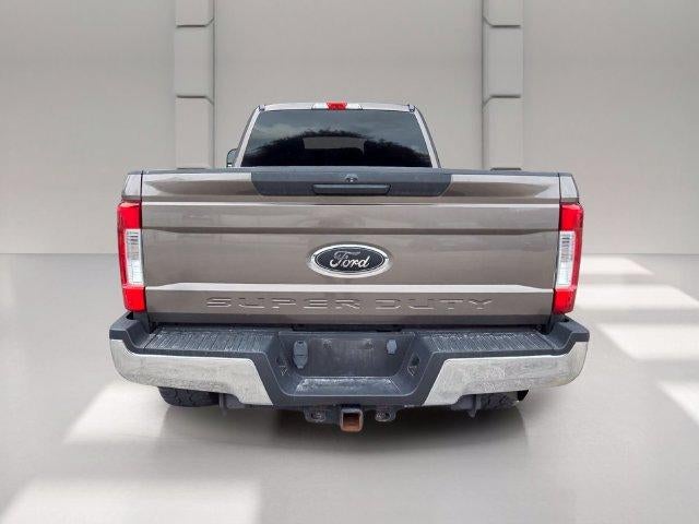 2019 Ford Super Duty F-250 SRW XLT 4WD Crew Cab 6.75' Box
