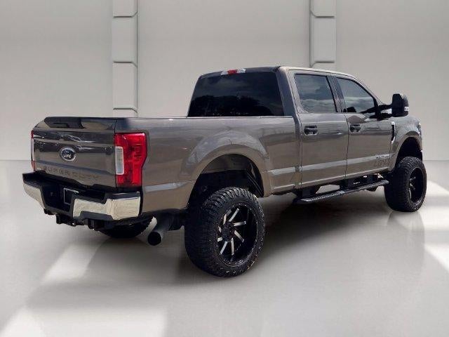 2019 Ford Super Duty F-250 SRW XLT 4WD Crew Cab 6.75' Box