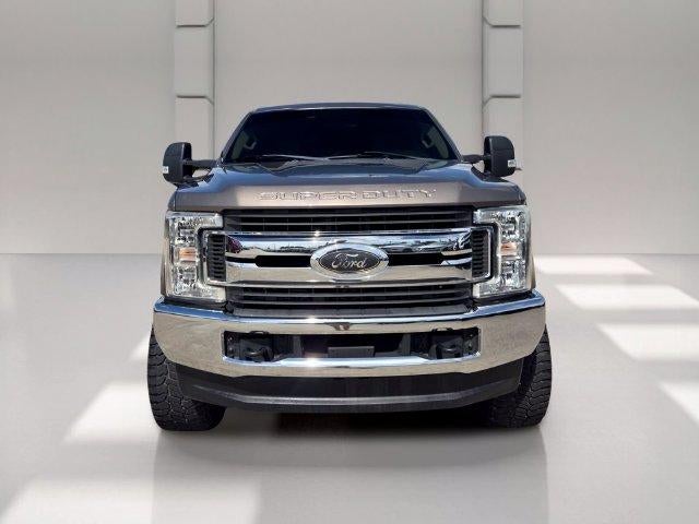 2019 Ford Super Duty F-250 SRW XLT 4WD Crew Cab 6.75' Box