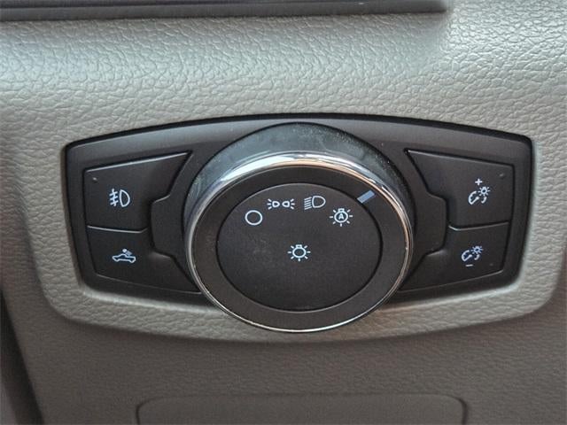 2022 Ford Super Duty F-250 SRW XLT 4WD Crew Cab 6.75' Box