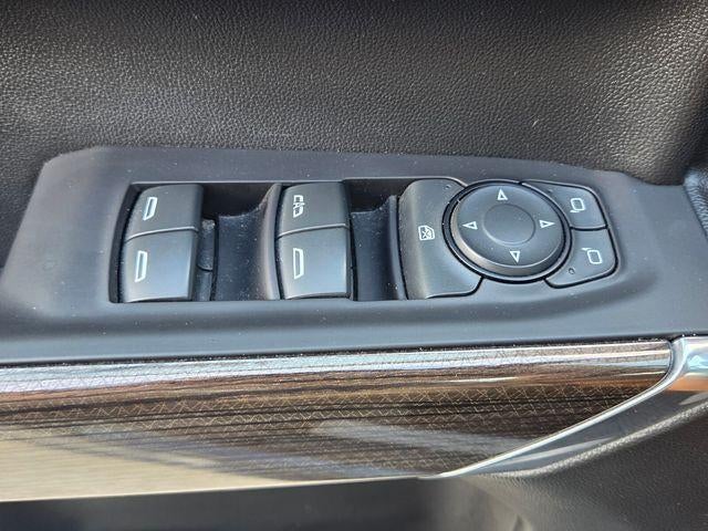 2020 Chevrolet Silverado 1500 Crew Cab Short Box 4-Wheel Drive RST