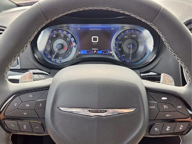 2023 Chrysler 300 300S RWD