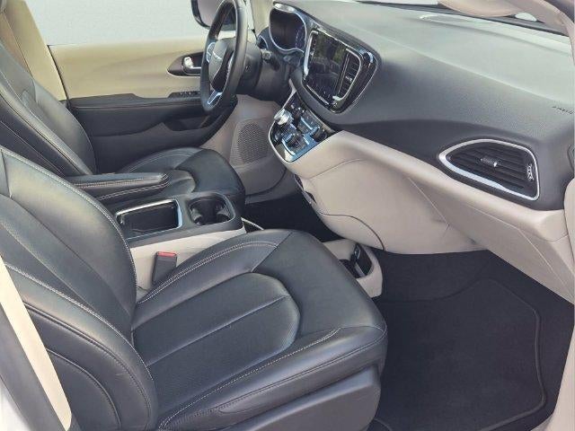 2024 Chrysler Pacifica Touring L FWD