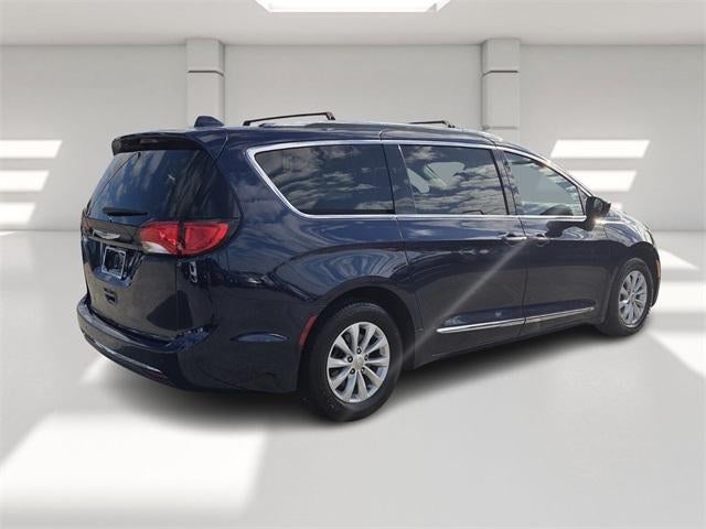 2019 Chrysler Pacifica Touring L FWD