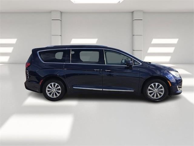 2019 Chrysler Pacifica Touring L FWD