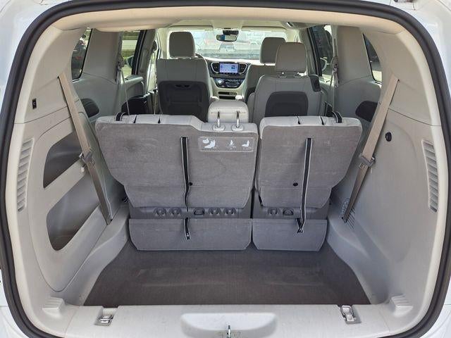 2021 Chrysler Pacifica Touring L FWD