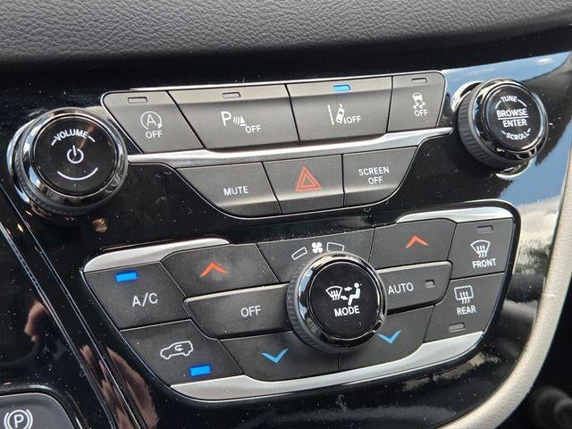 2023 Chrysler Pacifica Touring L FWD