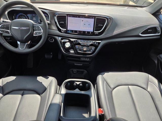 2025 Chrysler Pacifica Select FWD