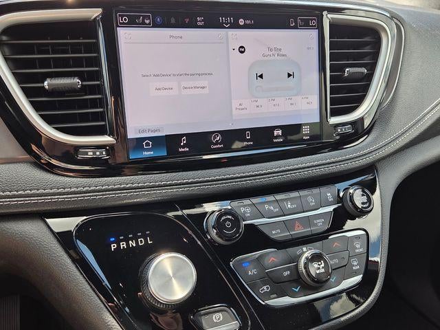 2025 Chrysler Pacifica Select FWD