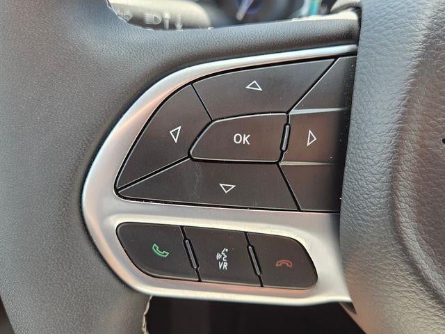 2025 Chrysler Pacifica Select FWD