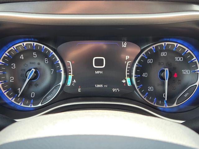 2025 Chrysler Pacifica Select FWD