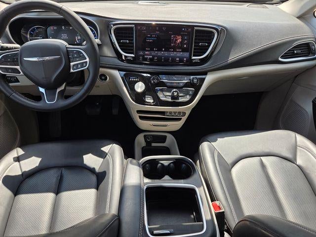 2024 Chrysler Pacifica Hybrid Select FWD