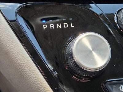 2024 Chrysler Pacifica Hybrid Select FWD