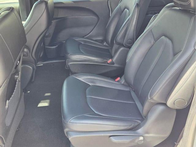 2024 Chrysler Pacifica Hybrid Select FWD