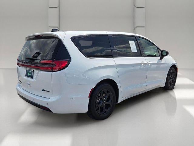2024 Chrysler Pacifica Hybrid Select FWD