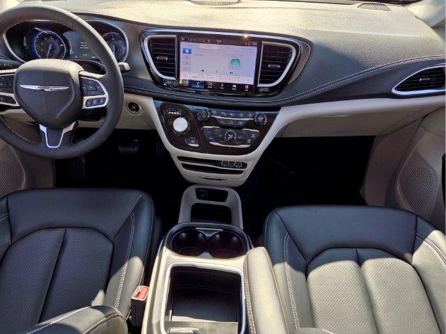 2024 Chrysler Pacifica Touring L AWD