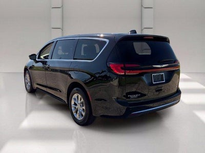 2024 Chrysler Pacifica Touring L AWD
