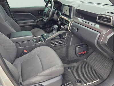 2024 Toyota Tacoma 2WD 2WD SR5 Double Cab 5' Bed AT (SE)