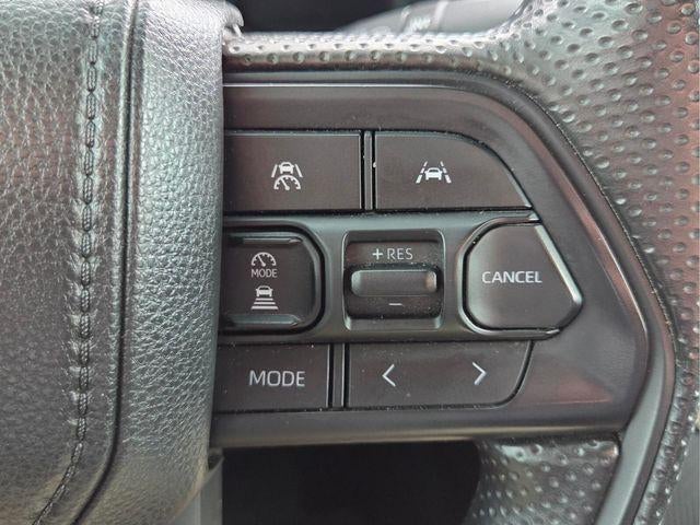 2024 Toyota Tacoma 2WD 2WD SR5 Double Cab 5' Bed AT (SE)