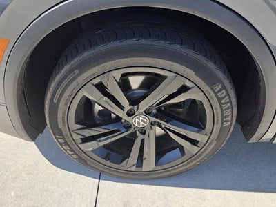 2023 Volkswagen Tiguan 2.0T SE R-Line Black FWD